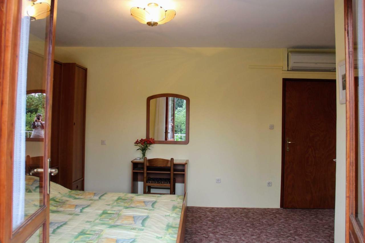 Bed and Breakfast Antun Mozara Family House Slano Exterior foto